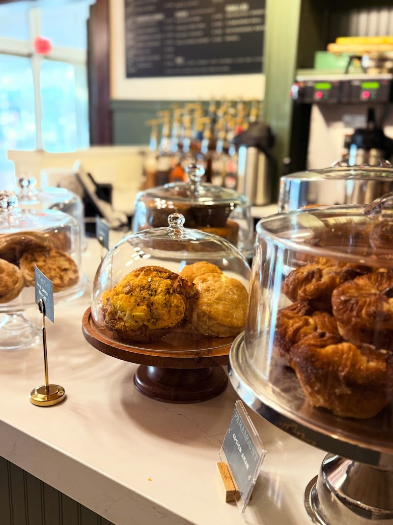 Paramount Cafe photo 2