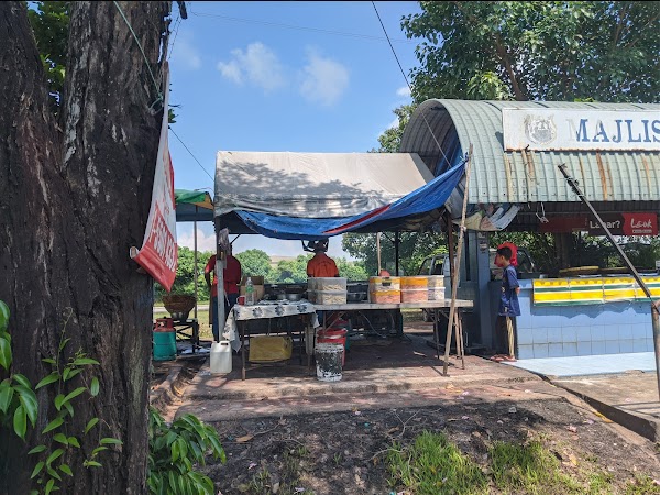 Azmi Goreng Pisang Shah Alam