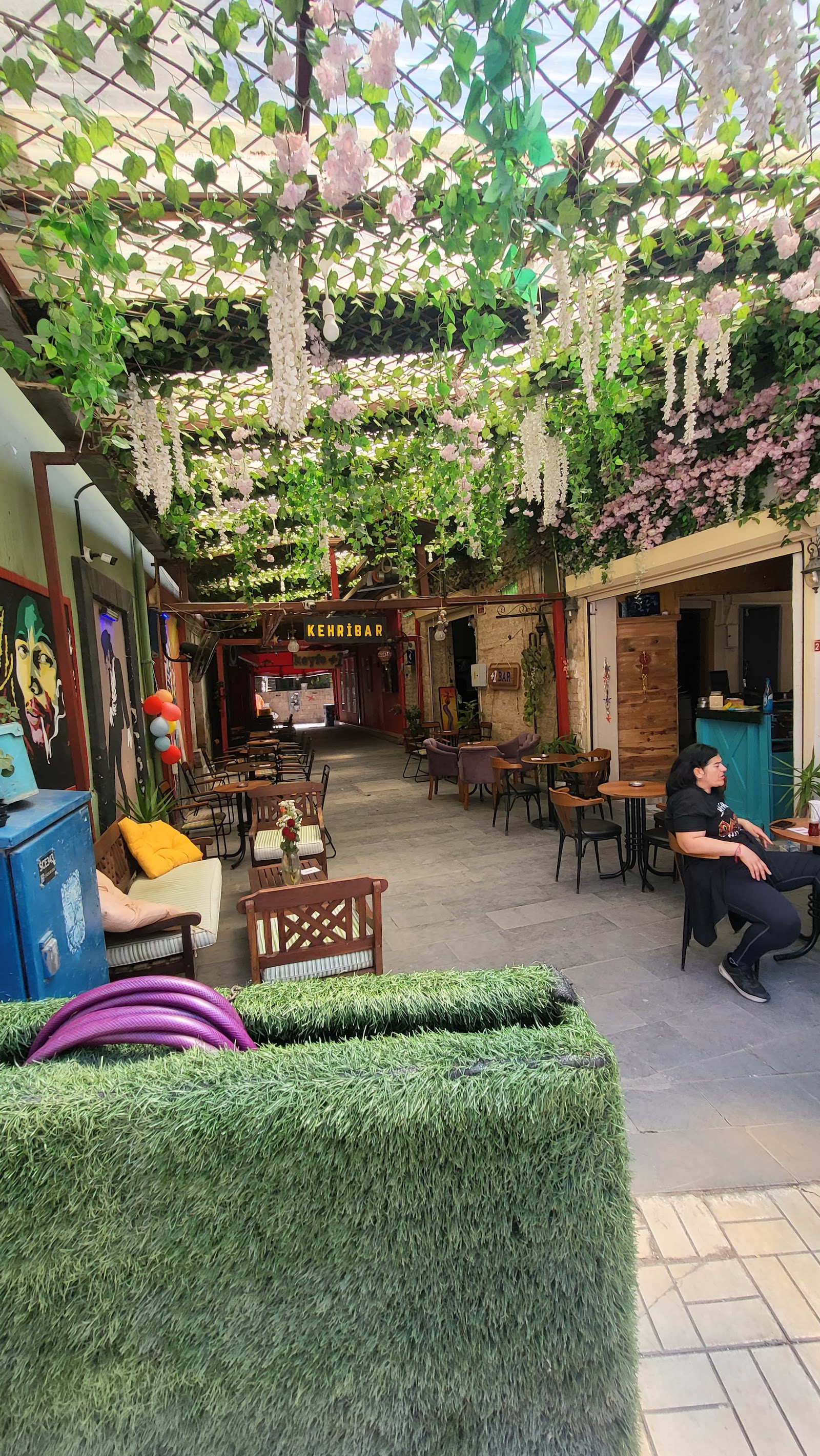 Kehribar Bar İskenderun mekanı