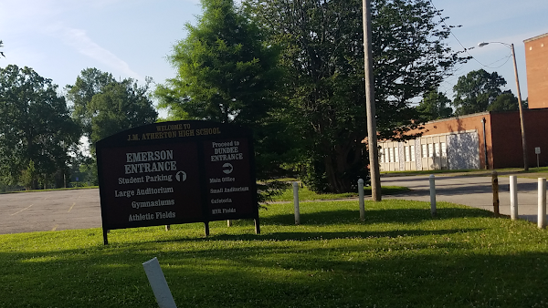 Photo by Scott Schuman