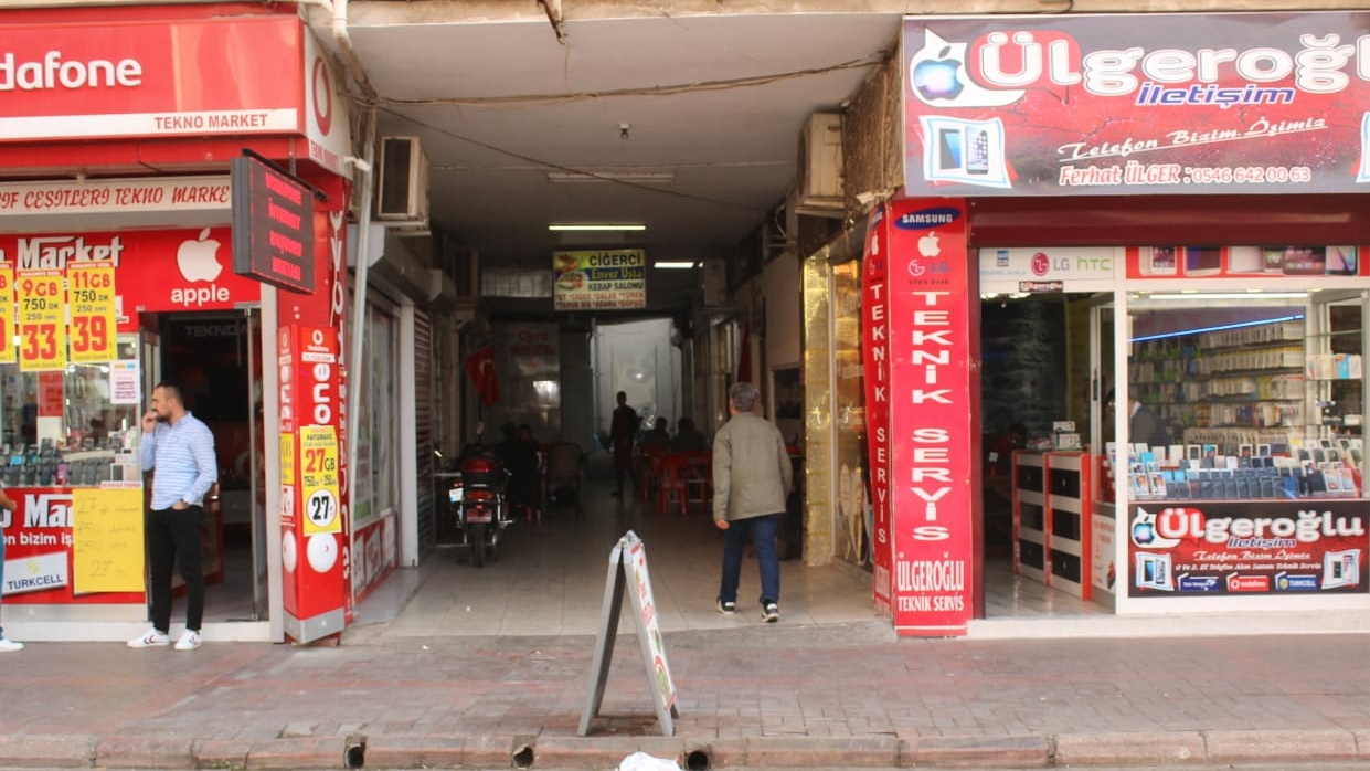 Ciğerci Enver Usta Kebap Salonu mekanı
