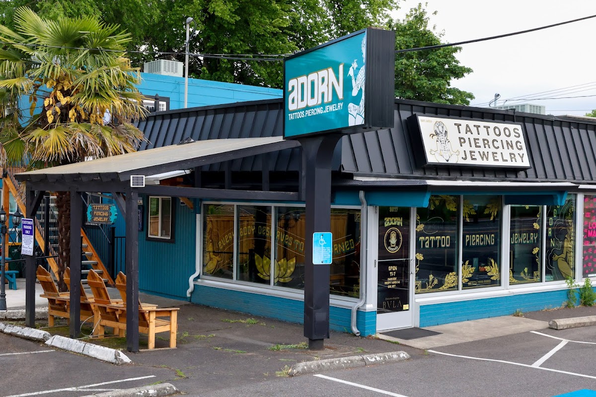 Adorn West — tattoo studio in Portland