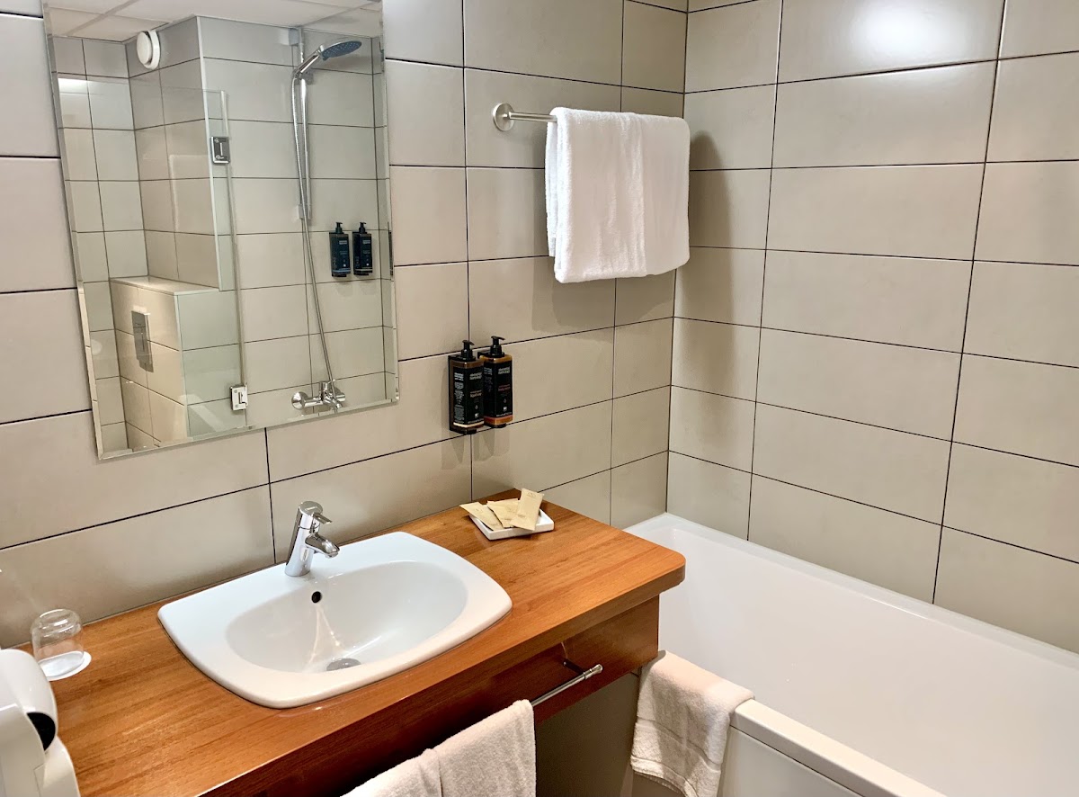 Mercure Hotel Hamburg am Volkspark, dog-friendly hotel, photo 2
