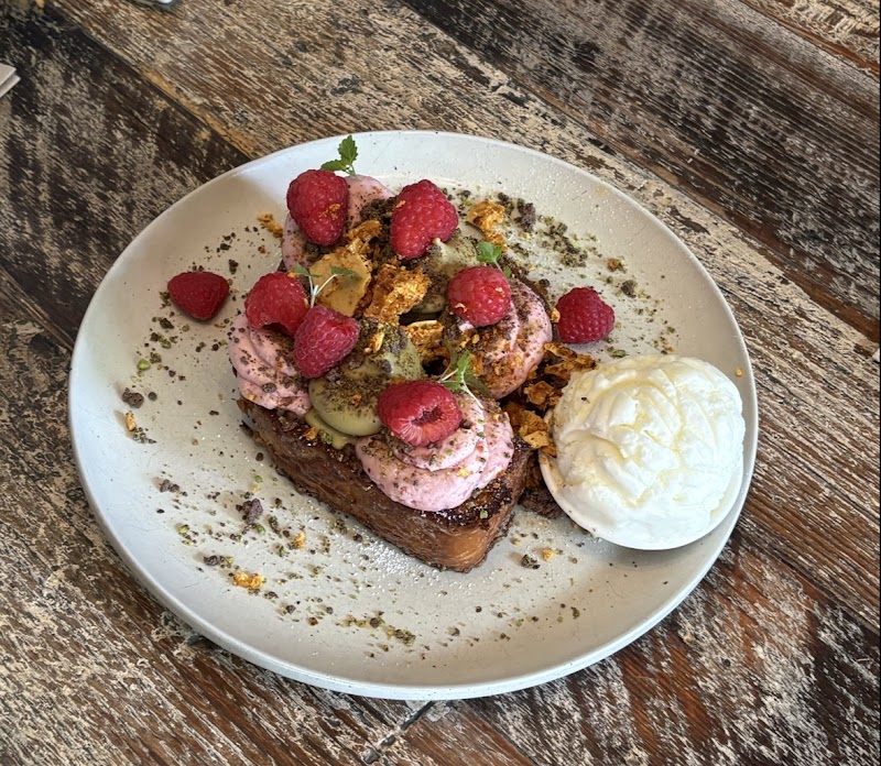 eddy and wills photo 3