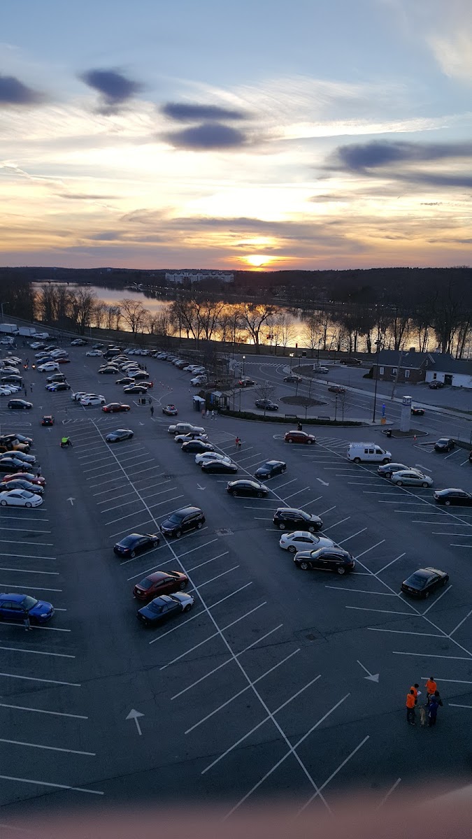 Riverview Suites UMass Lowell - Photo 6