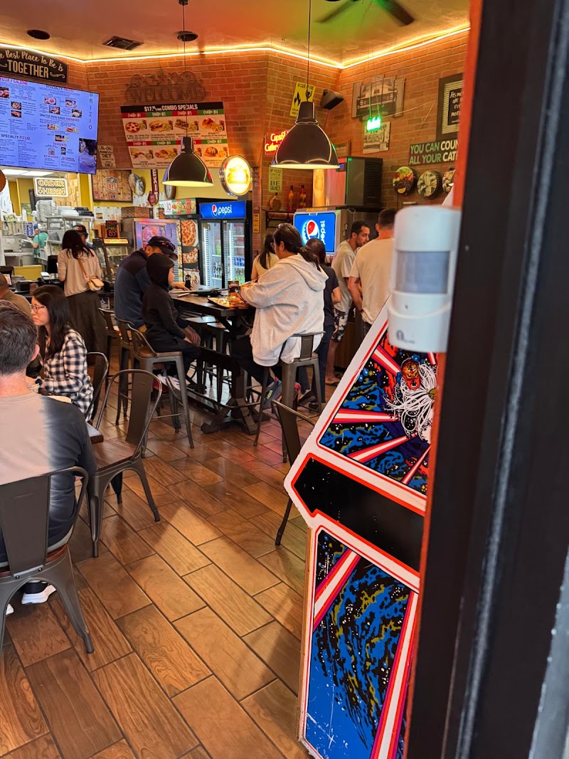 Brizio Pizza Italian Kitchen