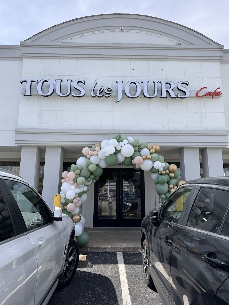 Tous Les Jours Bakery & Cafe photo 1