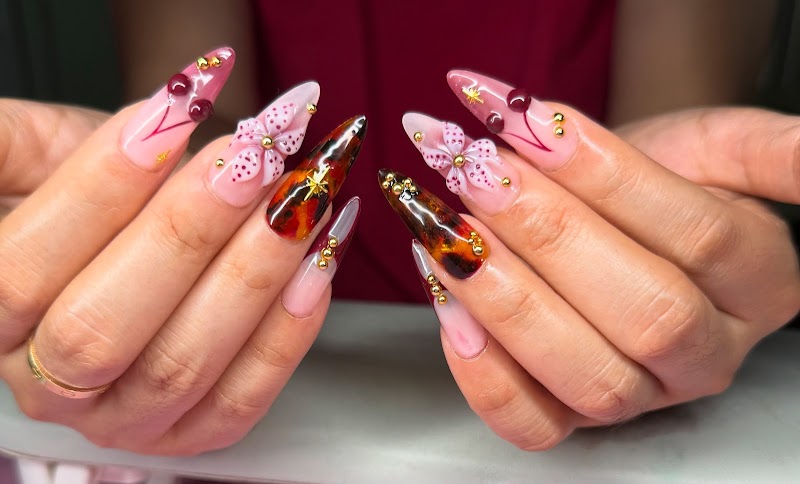 Kensington nails and spa