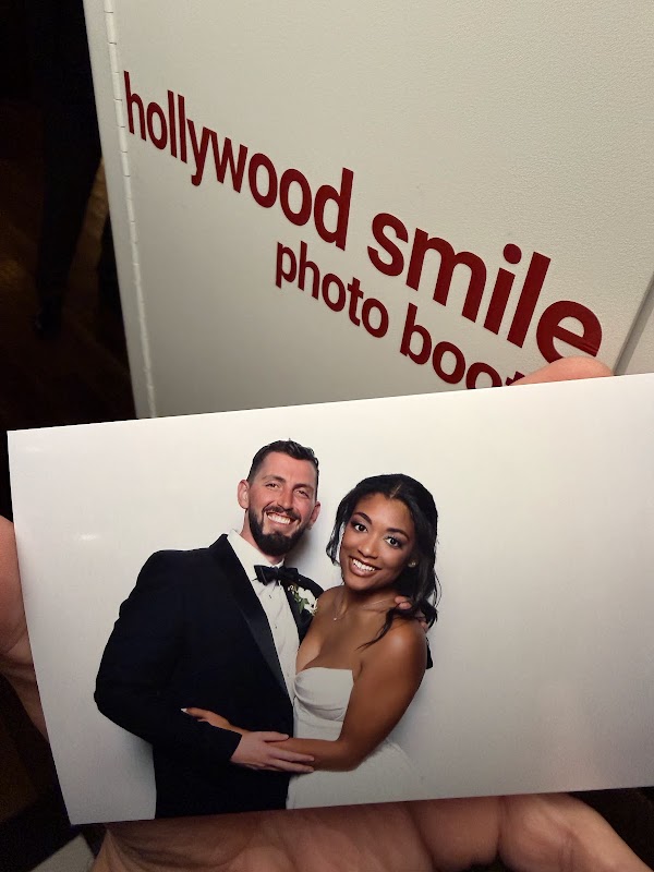 Hollywood Smile Photo Booth portfolio