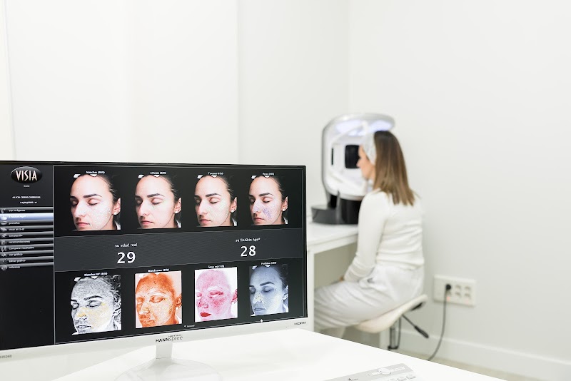 Centro Médico Estético Adriana Guimeráns photo 1