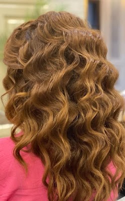 صالون لمسه فنيه للتزيين النسائي