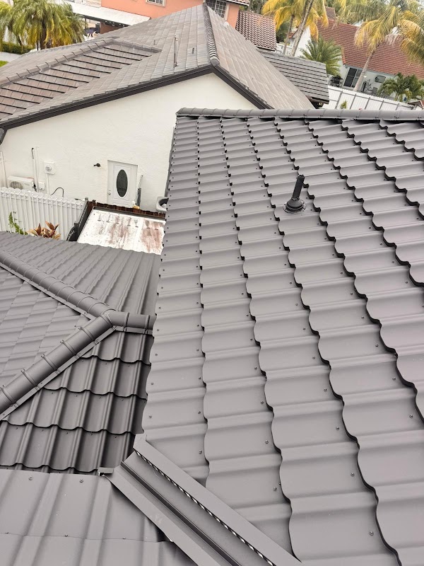 Fix Up Roofing and Construction LLC photo 1