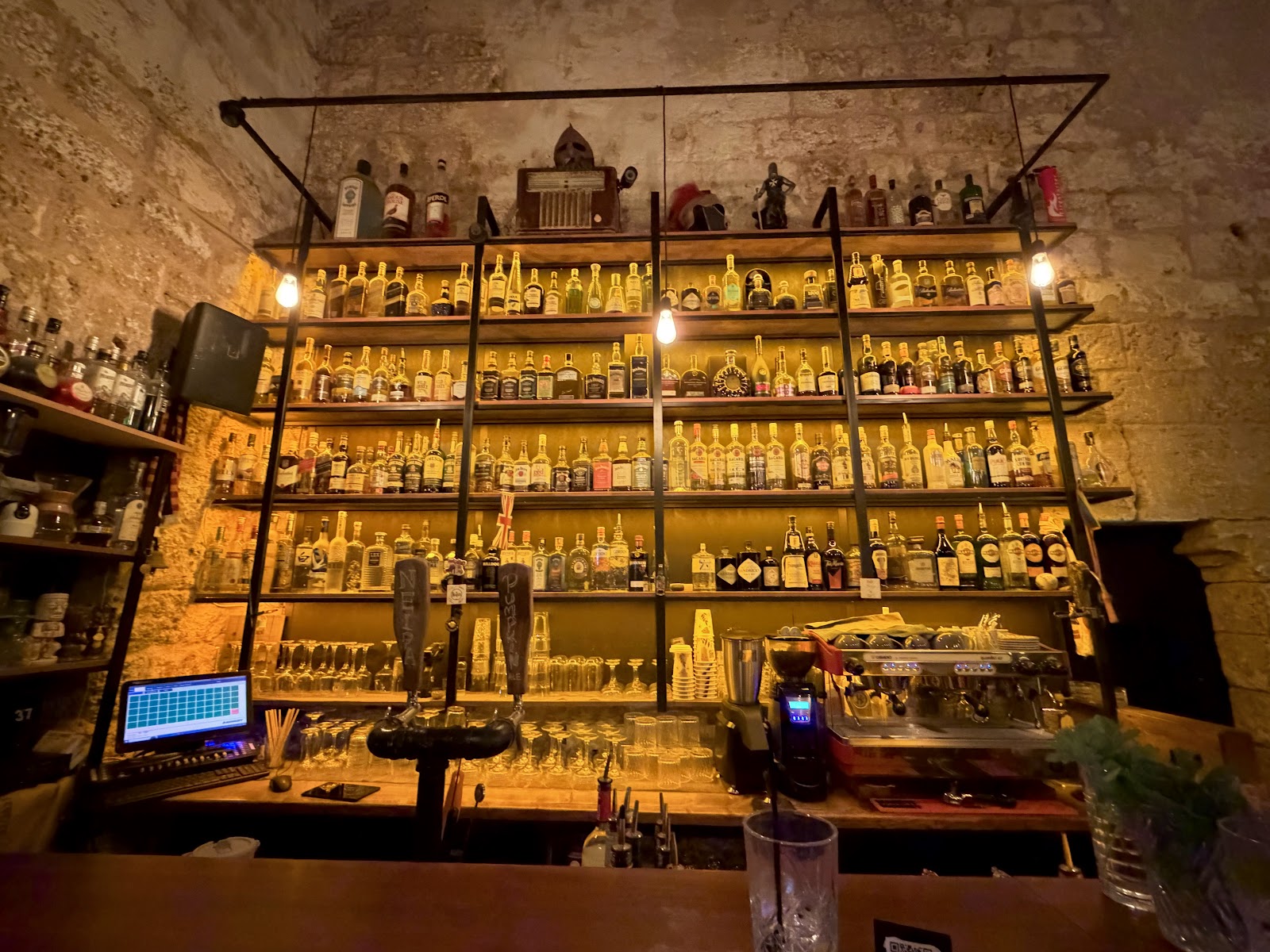 De Molay Bar mekanı
