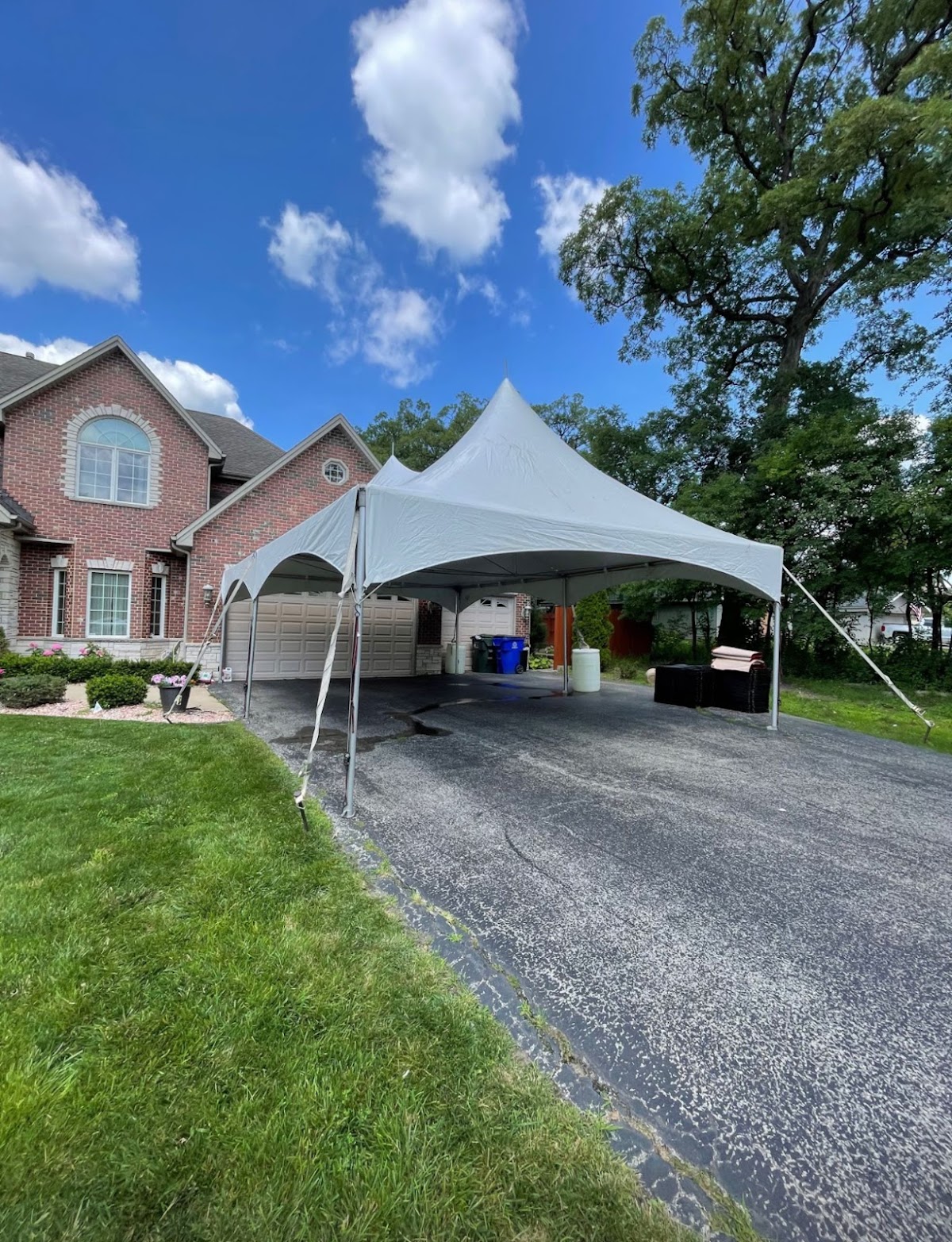 Oak Lawn Party Rentals: Google Places image 2