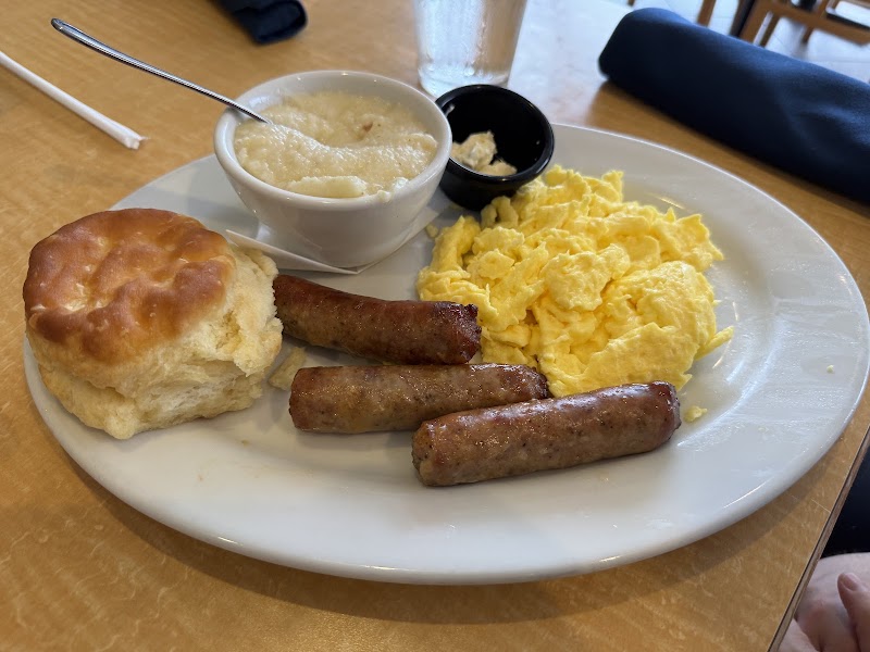 Reveille Cafe West Cobb photo 4