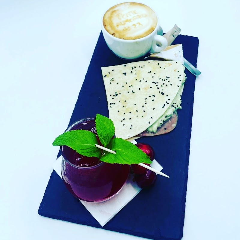 LA BUENA VIDA PONTEVEDRA photo 3