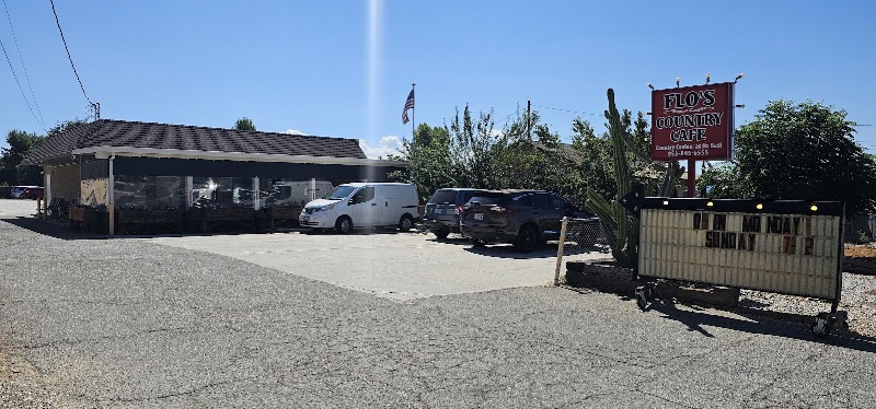 Flo's Country Cafe photo 4