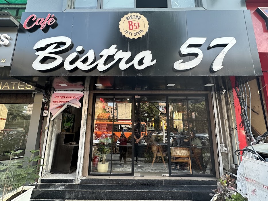 cafe bistro 57 fotoğraf 1
