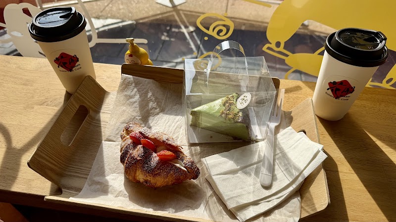 Bloom Bakery & Cafe photo 3