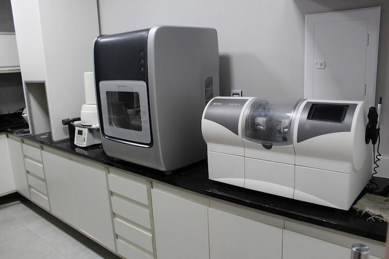 Luiz Ervolino - Odontologia Especializada - foto 1