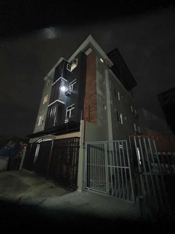 Yhen Tolentino Apartment