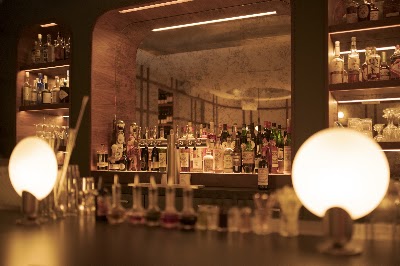 Bar Francis photo 1