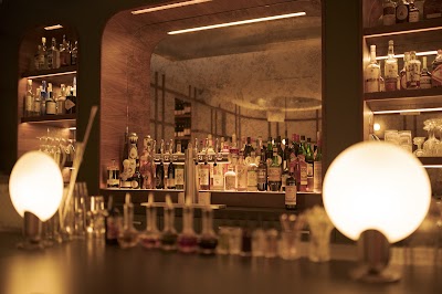 Bar Francis photo 1