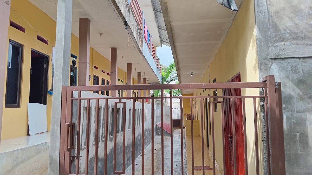 Kontrakan pak Baban