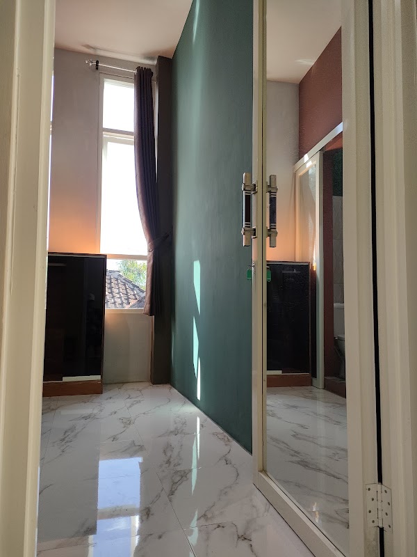 GYA KOST EXCLUSIVE 2