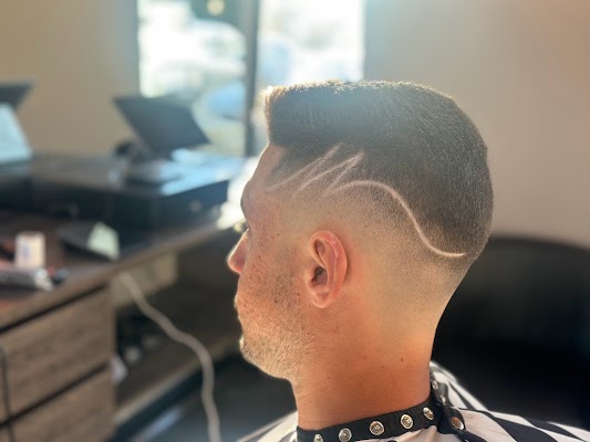 New Look Barber Shop photo 2