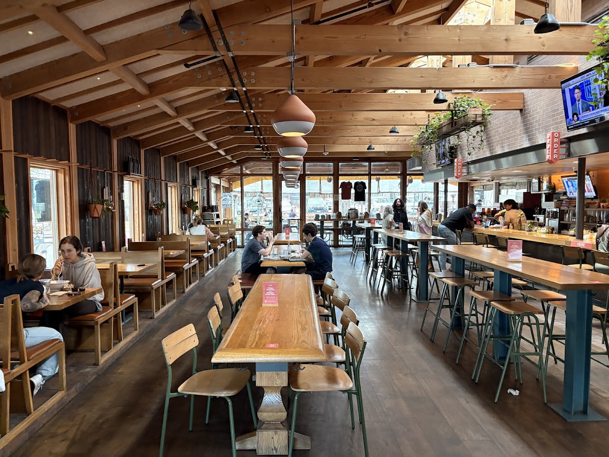 Loro Asian Smokehouse & Bar photo 3