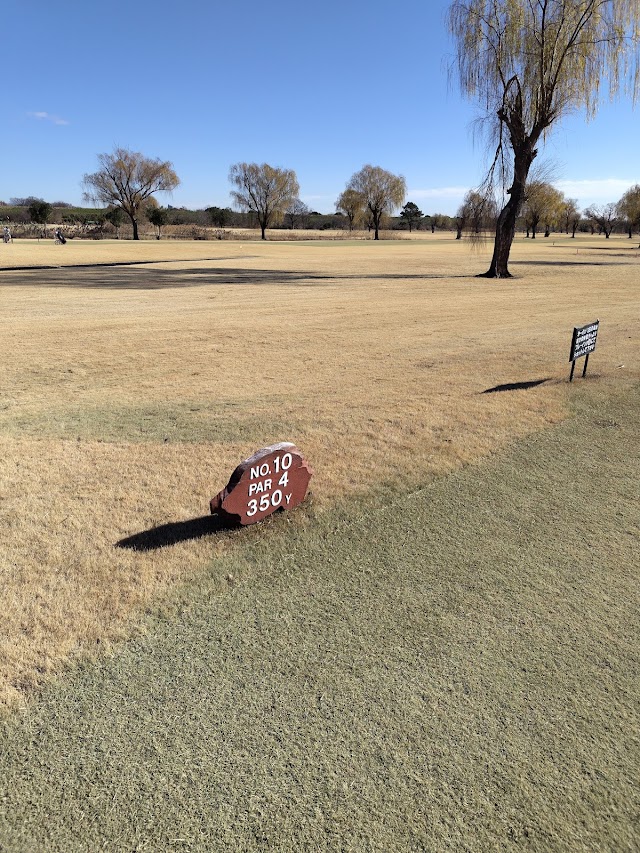 Asaka Public Golf Course - Photo 1