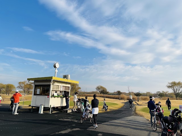 Asaka Public Golf Course - Photo 6