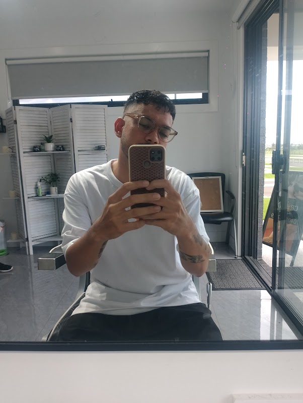 Crown Therapy & Barbering photo 1