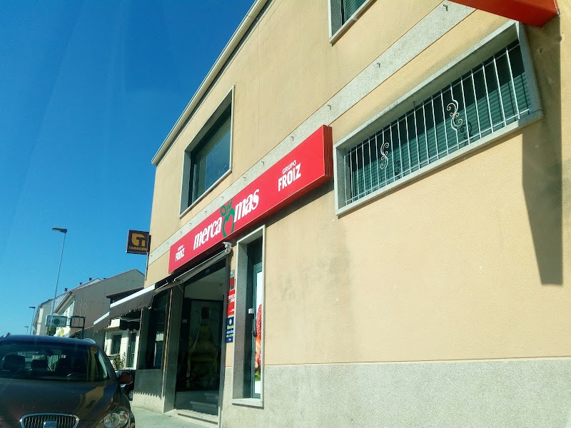 Merca Mosteiro photo 1