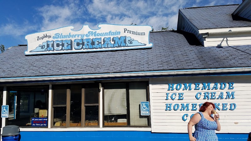 Blueberry Mountain Ice Cream banner