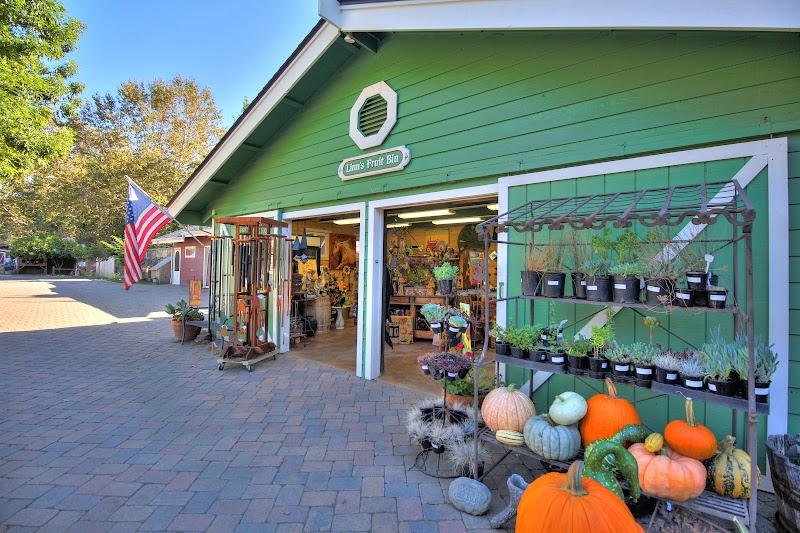 Linn's Farm Store photo 1
