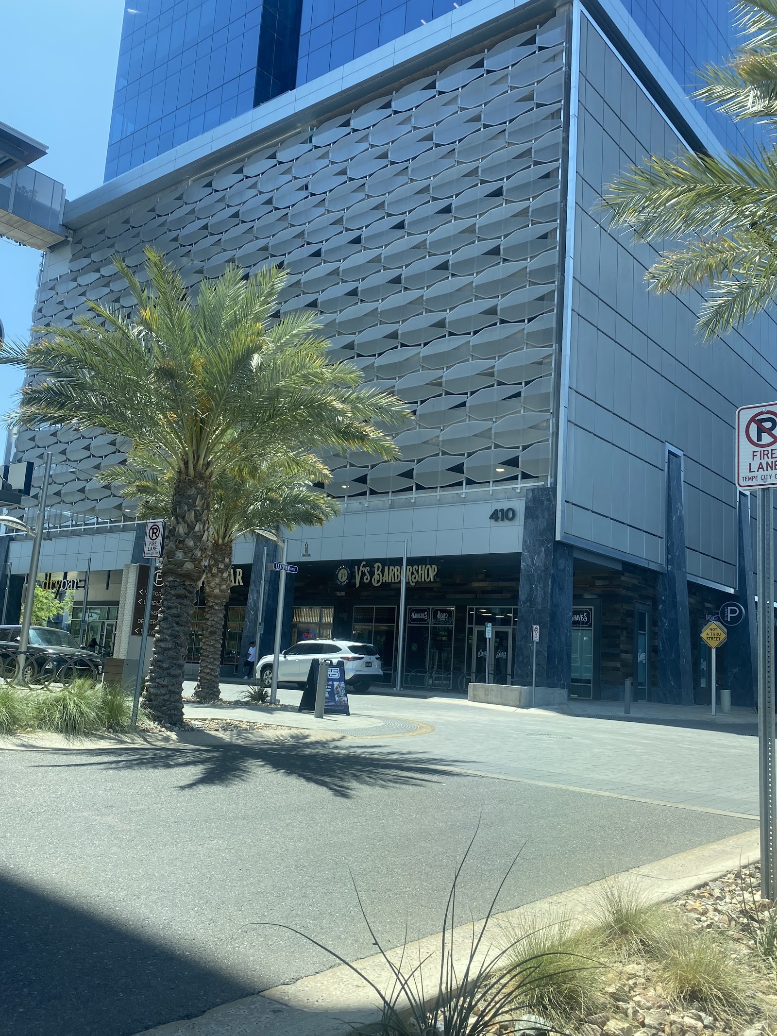 V's Barbershop Tempe at the Watermark photo 1