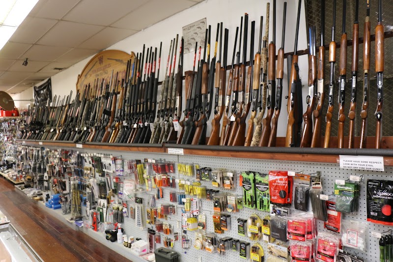 D & M Gun Sales INC photo