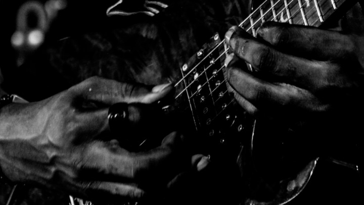 Dickson’s Guitar Class