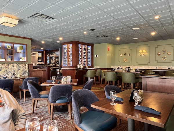 Porter Kitchen + Bar