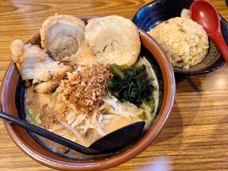 麺場 彰膳 春日本店 写真4