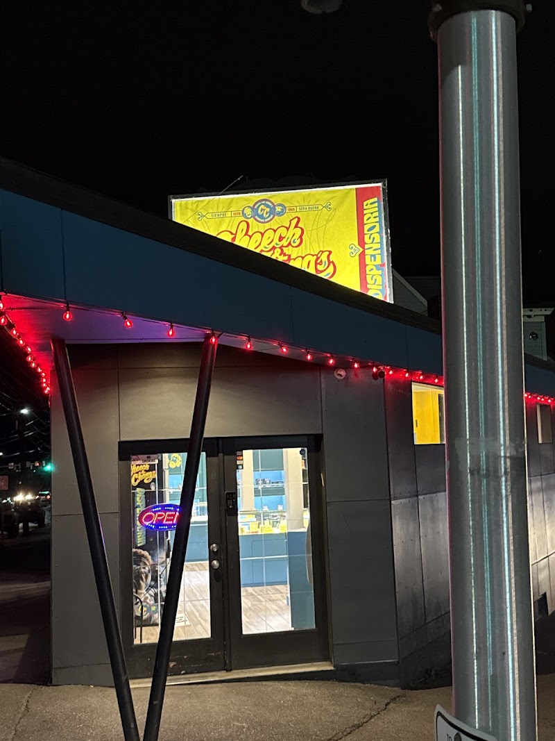 Video tour of Cheech & Chong's Dispensoria retail environment