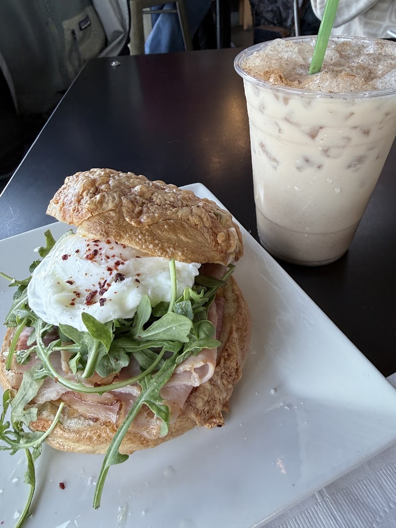 Thump Coffee - Roastery & Bakery photo 3