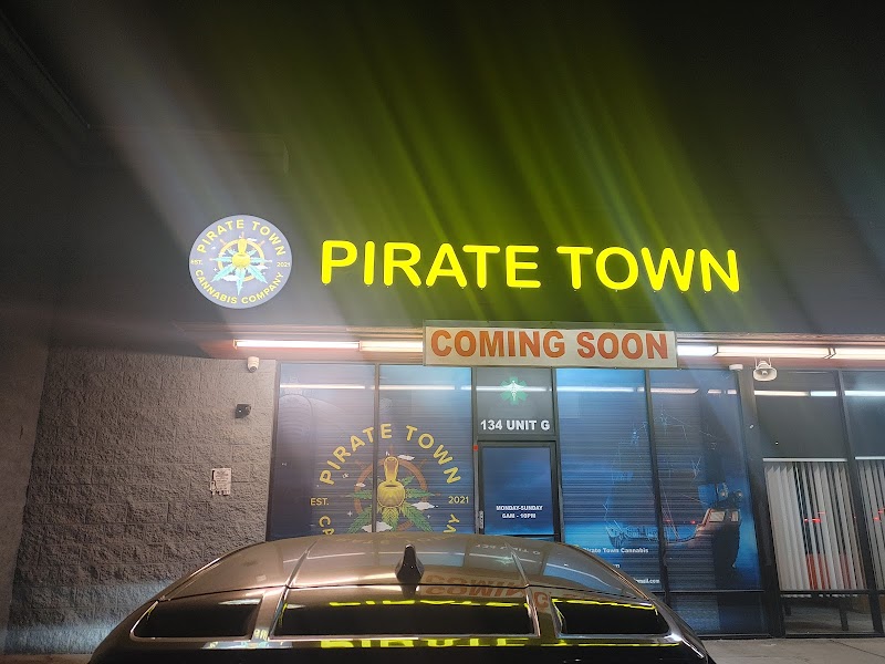Pirate Town 420
