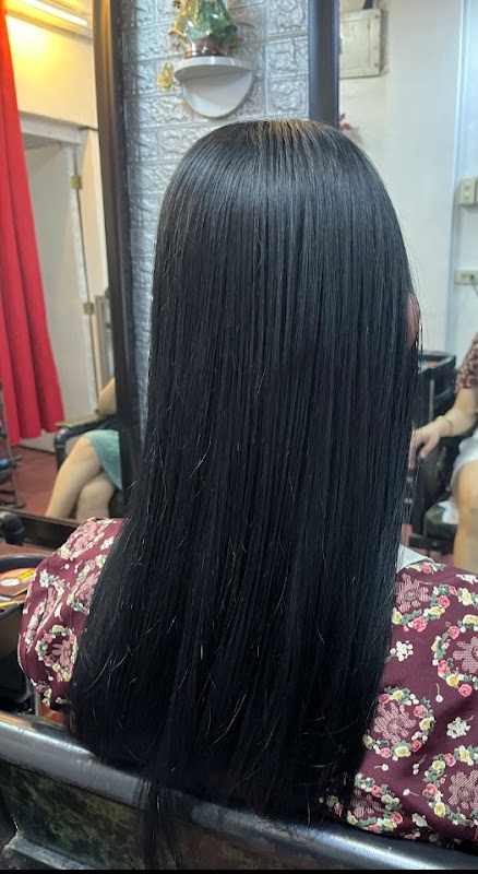 Salon De Monica