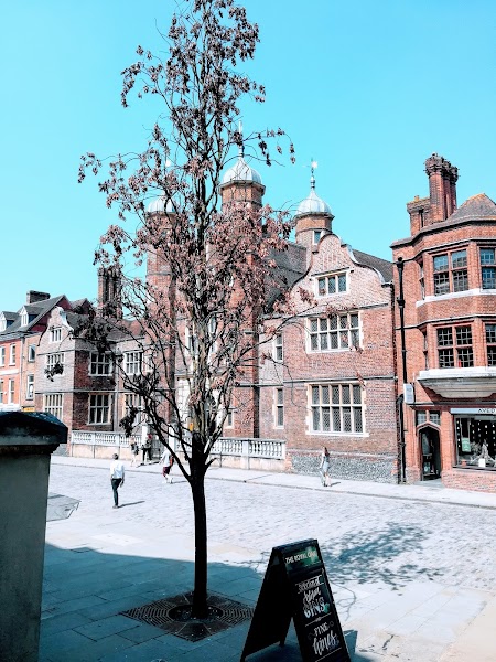 Abbot's Hospital