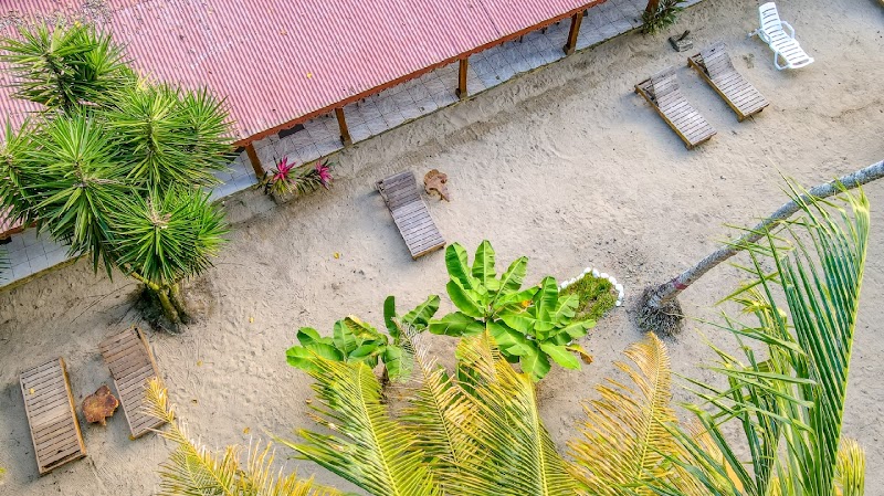 Yucca Beachfront Hotel