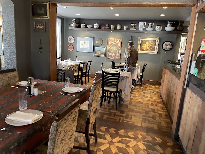 Restaurante Nayme Culinária Árabe Curitiba