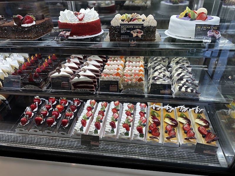 85°C Bakery Cafe - Irvine photo 4